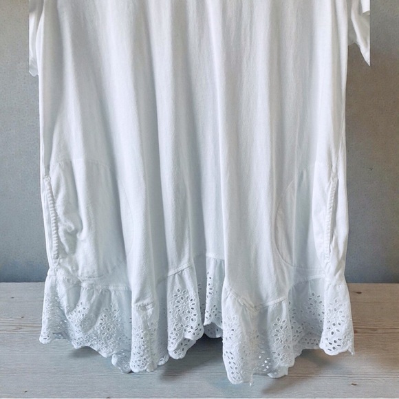 LOGO by Lori Goldstein Eyelet Hem Top M White Boho Minimalist new - Picture 6 of 10